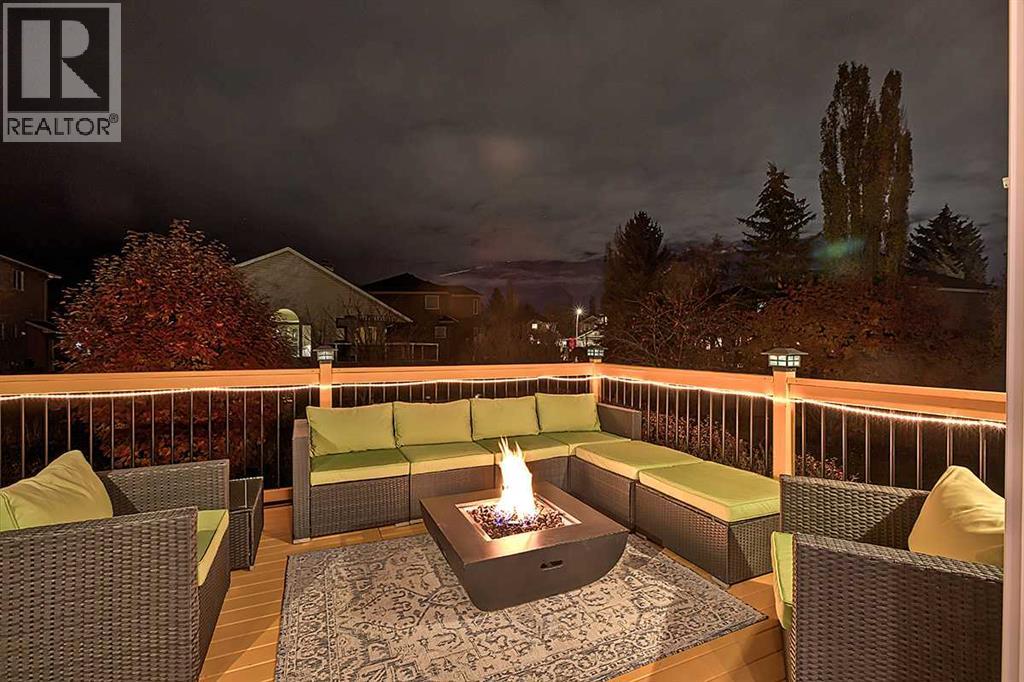 73 Valley Meadow Gardens Nw, Calgary, Alberta  T3R 1B5 - Photo 7 - A2285296