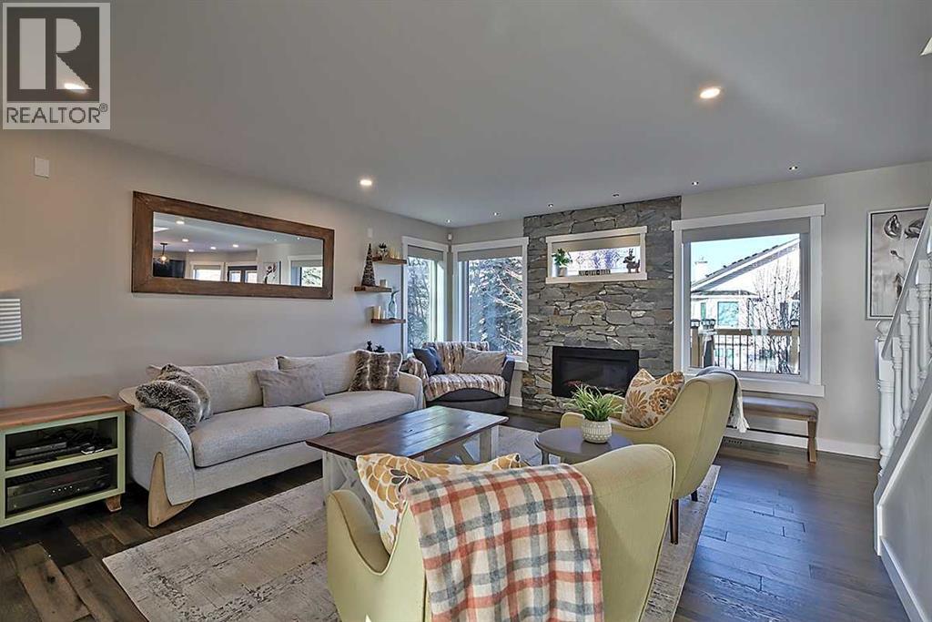 73 Valley Meadow Gardens Nw, Calgary, Alberta  T3R 1B5 - Photo 14 - A2285296