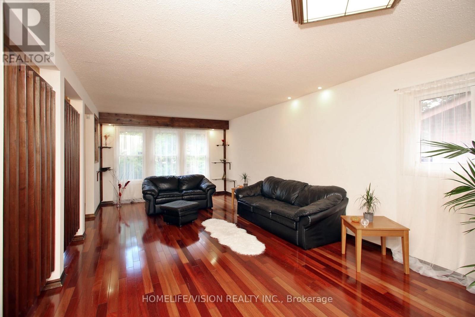 12 Relroy Court E, Toronto, Ontario  M1W 2Y7 - Photo 2 - E12789042