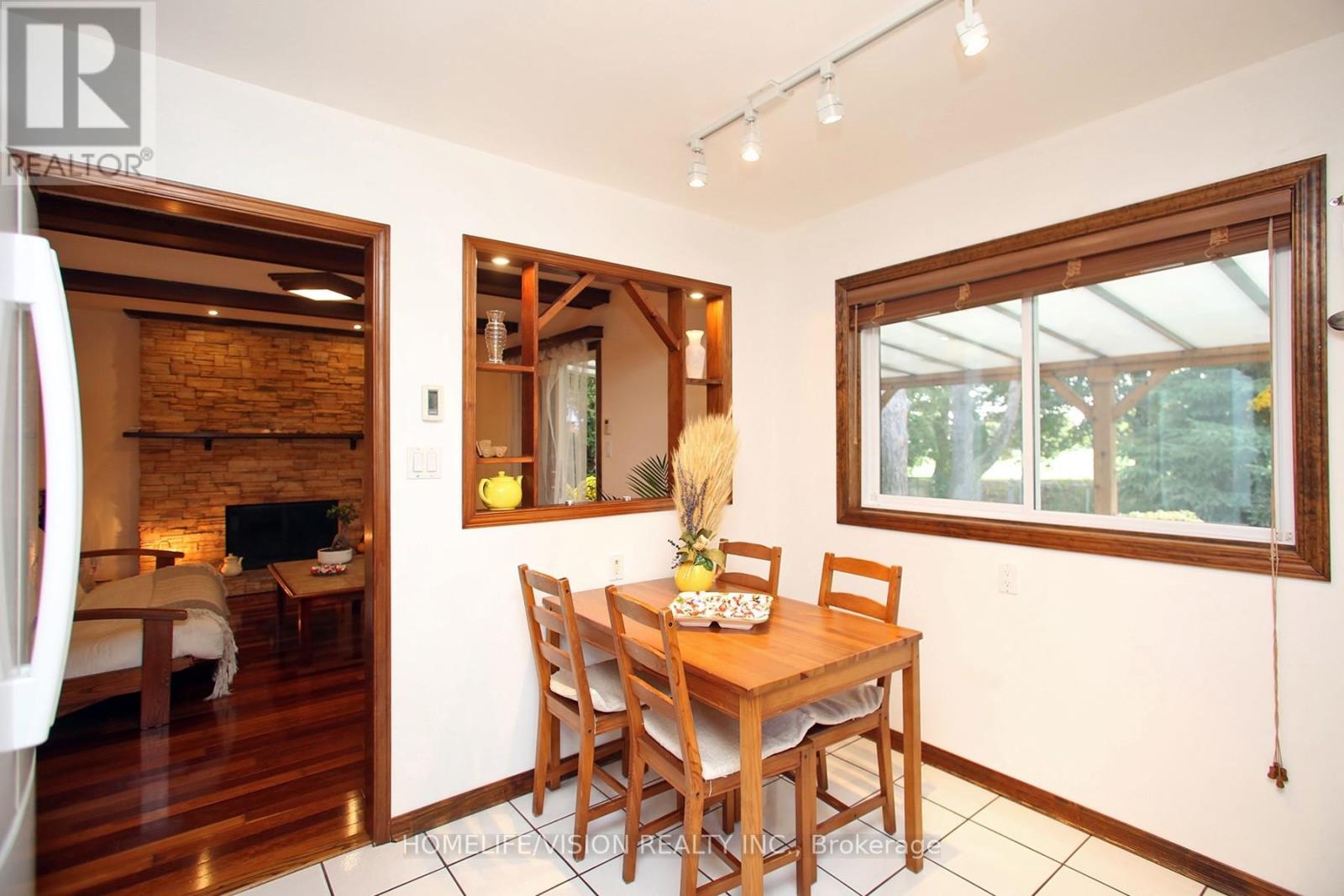 12 Relroy Court E, Toronto, Ontario  M1W 2Y7 - Photo 9 - E12789042