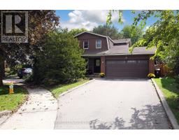 12 RELROY COURT E, Toronto, Ontario