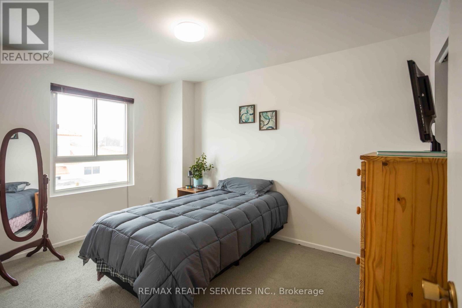 6h - 806 Stainton Drive, Mississauga, Ontario  L5C 2T2 - Photo 20 - W12789046