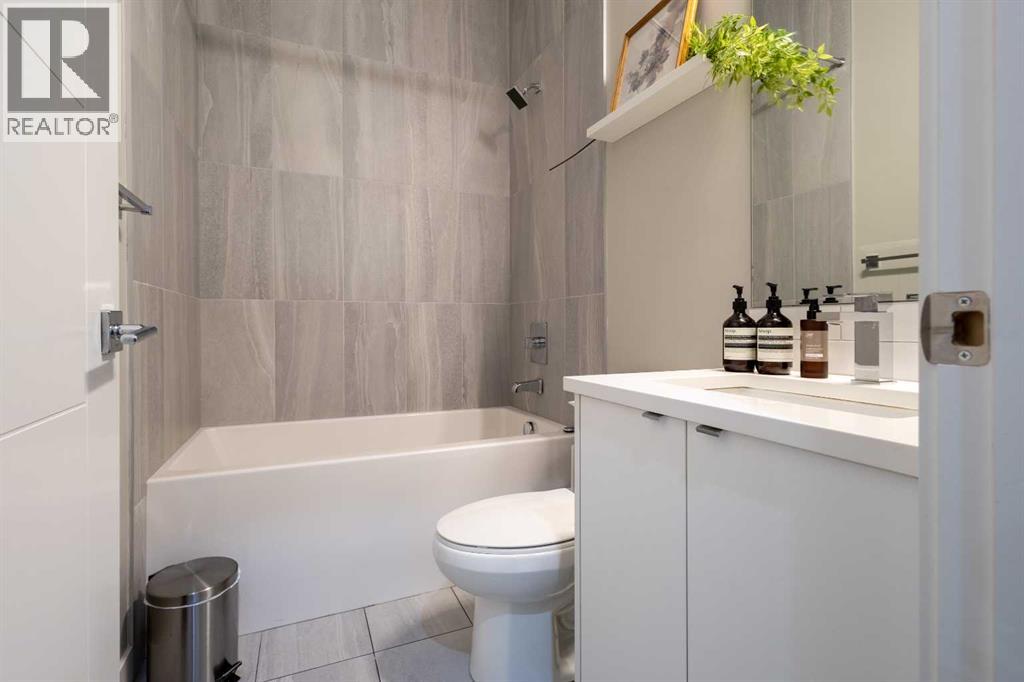 4539 Bowness Road Nw, Calgary, Alberta  T3B 6A9 - Photo 20 - A2285348