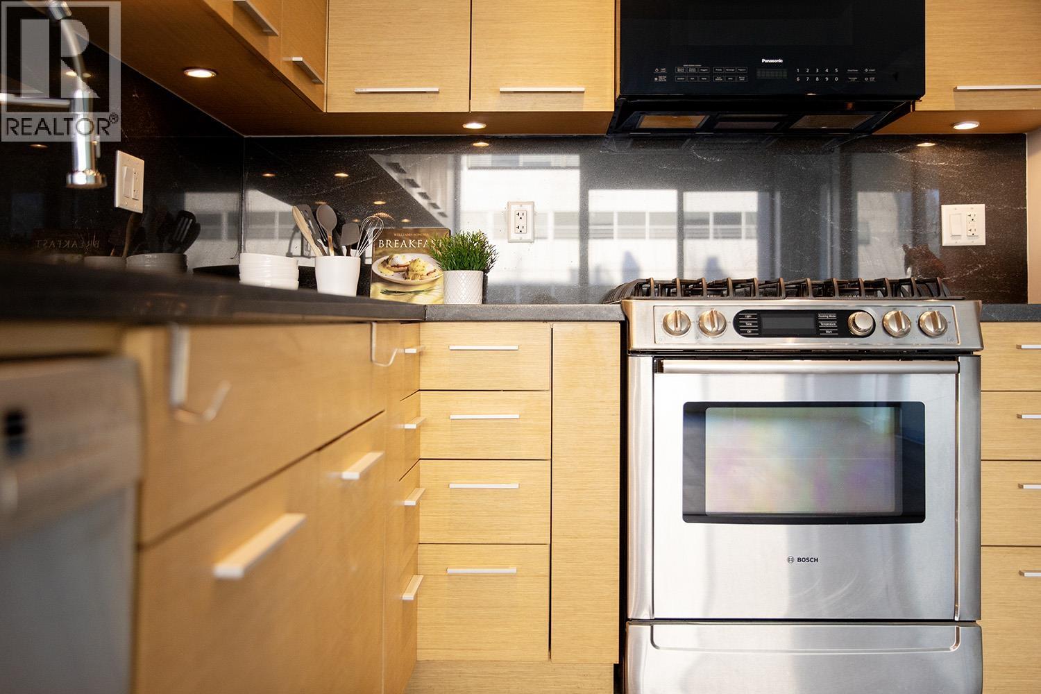 308 2528 Maple Street, Vancouver, British Columbia  V6J 0B5 - Photo 16 - R3089921