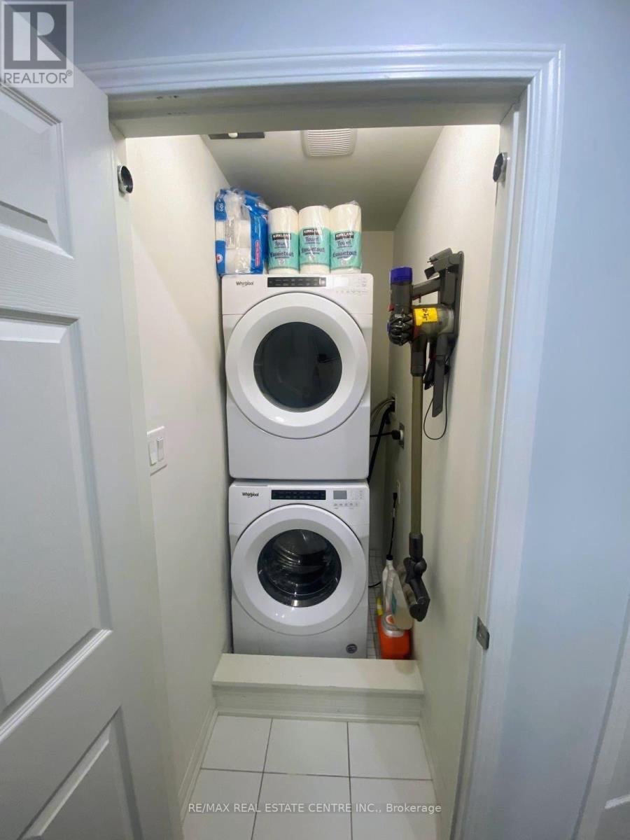 298 - 250 Sunny Meadow Boulevard, Brampton, Ontario  L6R 3Y7 - Photo 11 - W12789050