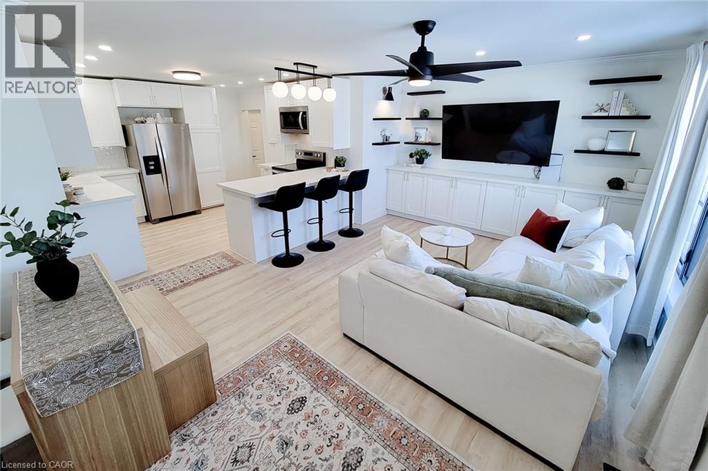 13 Unity Side Road, Caledonia, Ontario  N3W 1Y1 - Photo 2 - 40799999