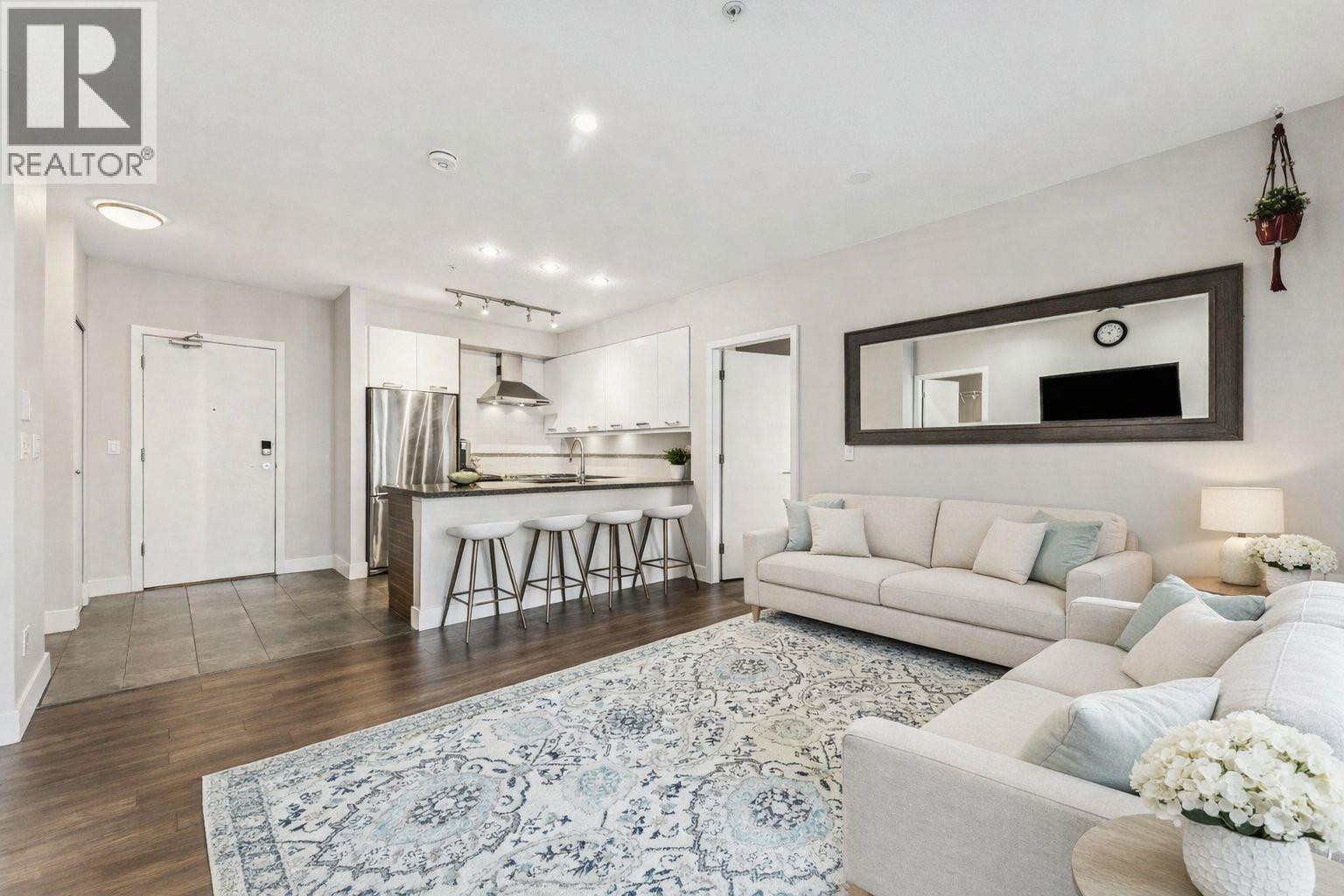 302 1273 Marine Drive, North Vancouver, British Columbia  V7P 1T3 - Photo 5 - R3082348