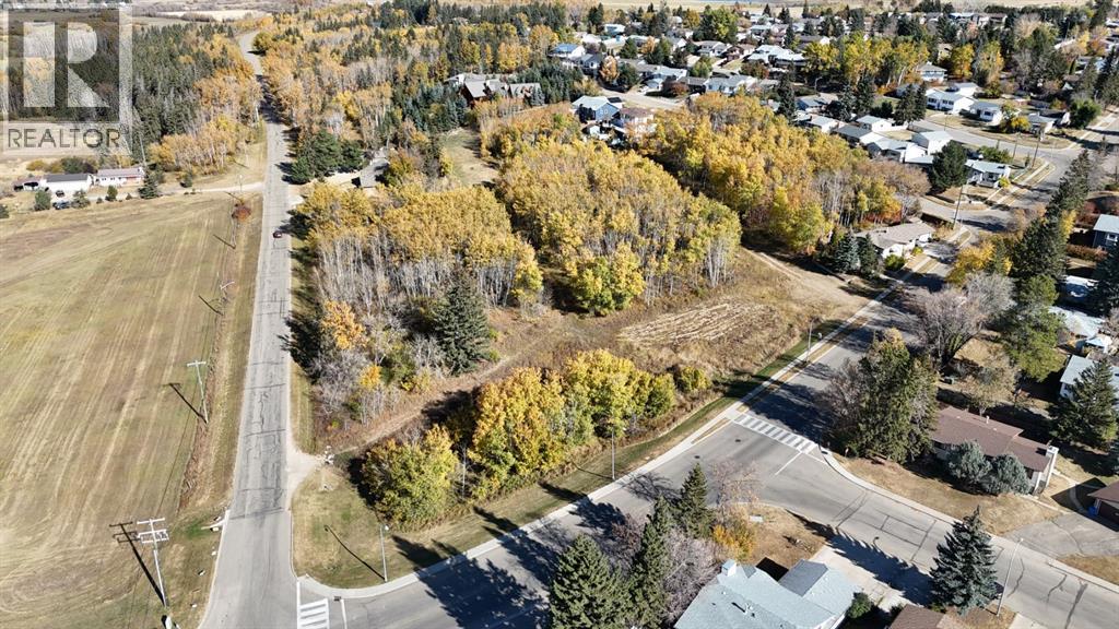 5005 46 Street, Ponoka, Alberta  T4J 1C2 - Photo 1 - A2026785