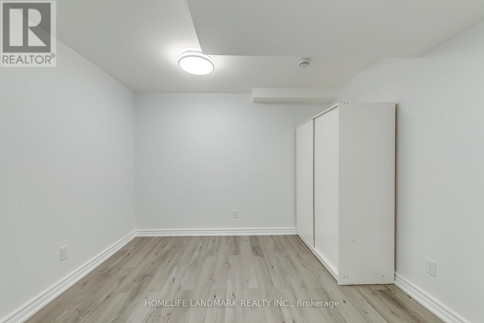 Lower - 5492 Haddon Hall Road, Mississauga (Central Erin Mills), Ontario  L5M 5G6 - Photo 13 - W12740374