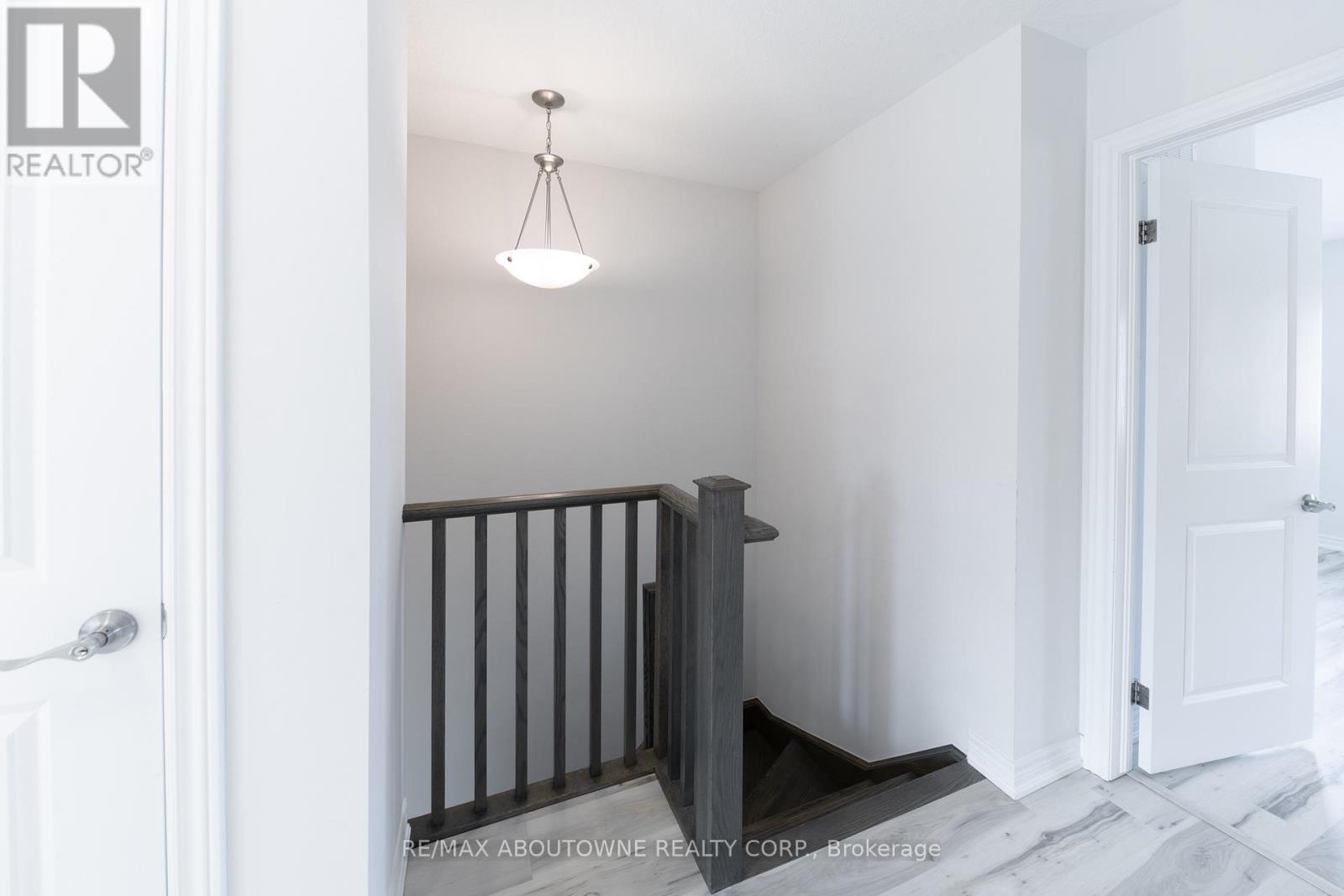 15 Barley Lane, Hamilton, Ontario  L9K 0K1 - Photo 19 - X12789060