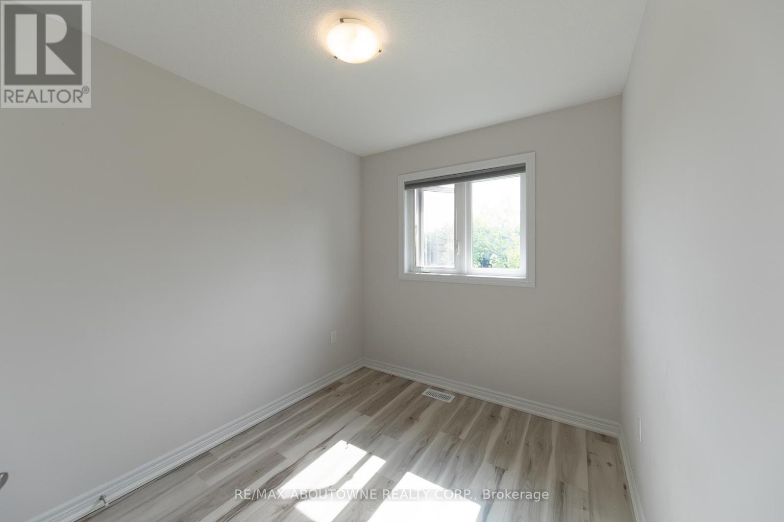 15 Barley Lane, Hamilton, Ontario  L9K 0K1 - Photo 24 - X12789060