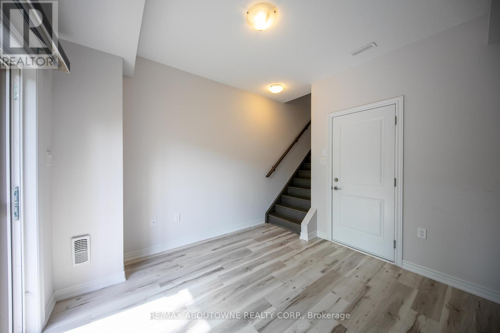 15 Barley Lane, Hamilton, Ontario  L9K 0K1 - Photo 29 - X12789060