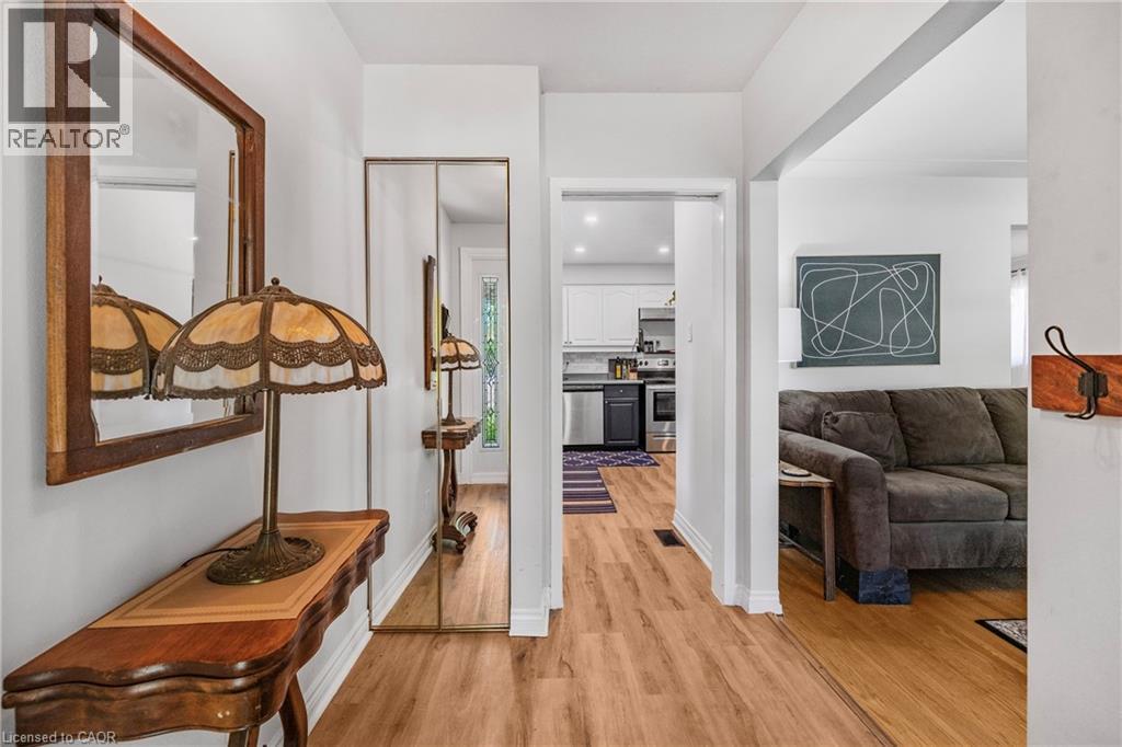 172 Old Ancaster Road, Dundas, Ontario  L9H 3R4 - Photo 4 - 40782373