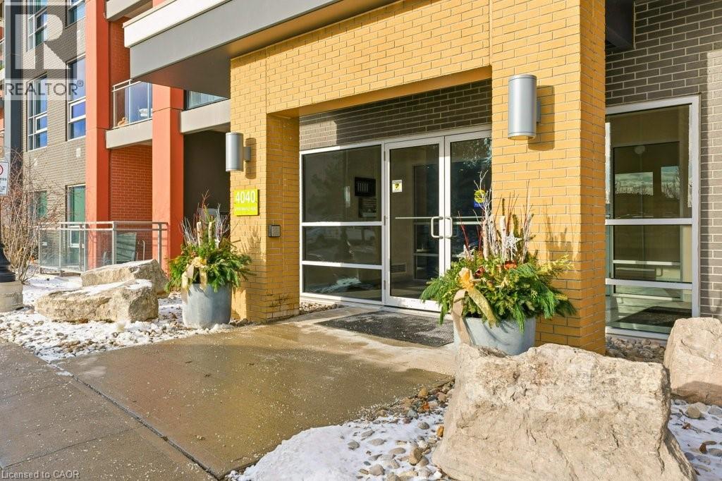 4040 Upper Middle Road Unit# 203, Burlington, Ontario  L7M 0H2 - Photo 3 - 40797678