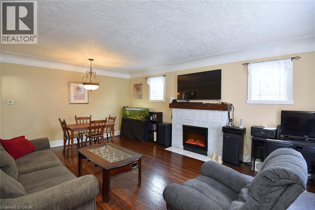 19 East 17th Street, Hamilton, Ontario  L9A 4L9 - Photo 11 - 40802010