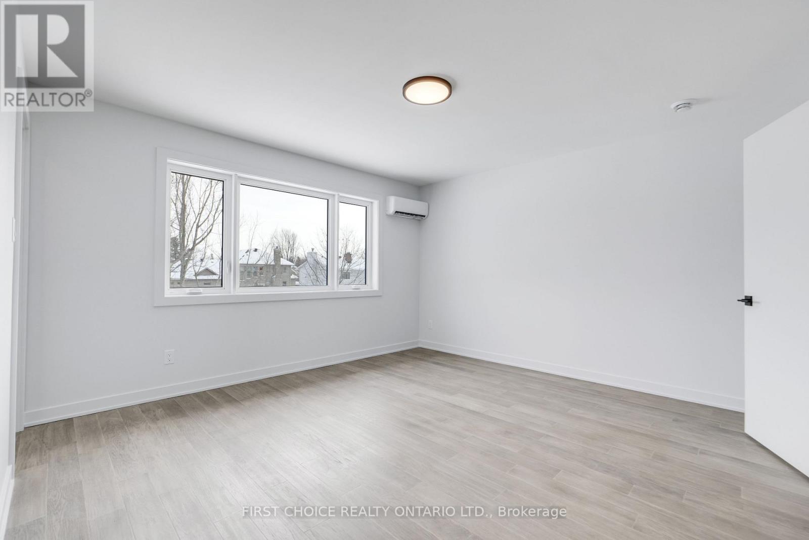 65 Tower Road, Ottawa, Ontario  K2G 2E8 - Photo 17 - X12789086