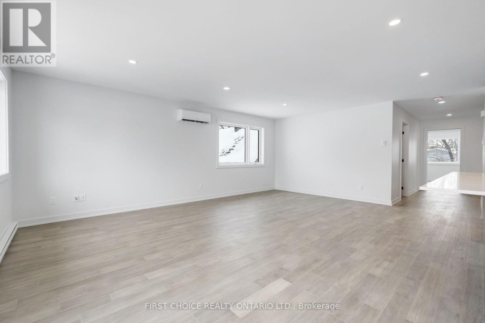 65 Tower Road, Ottawa, Ontario  K2G 2E8 - Photo 5 - X12789086