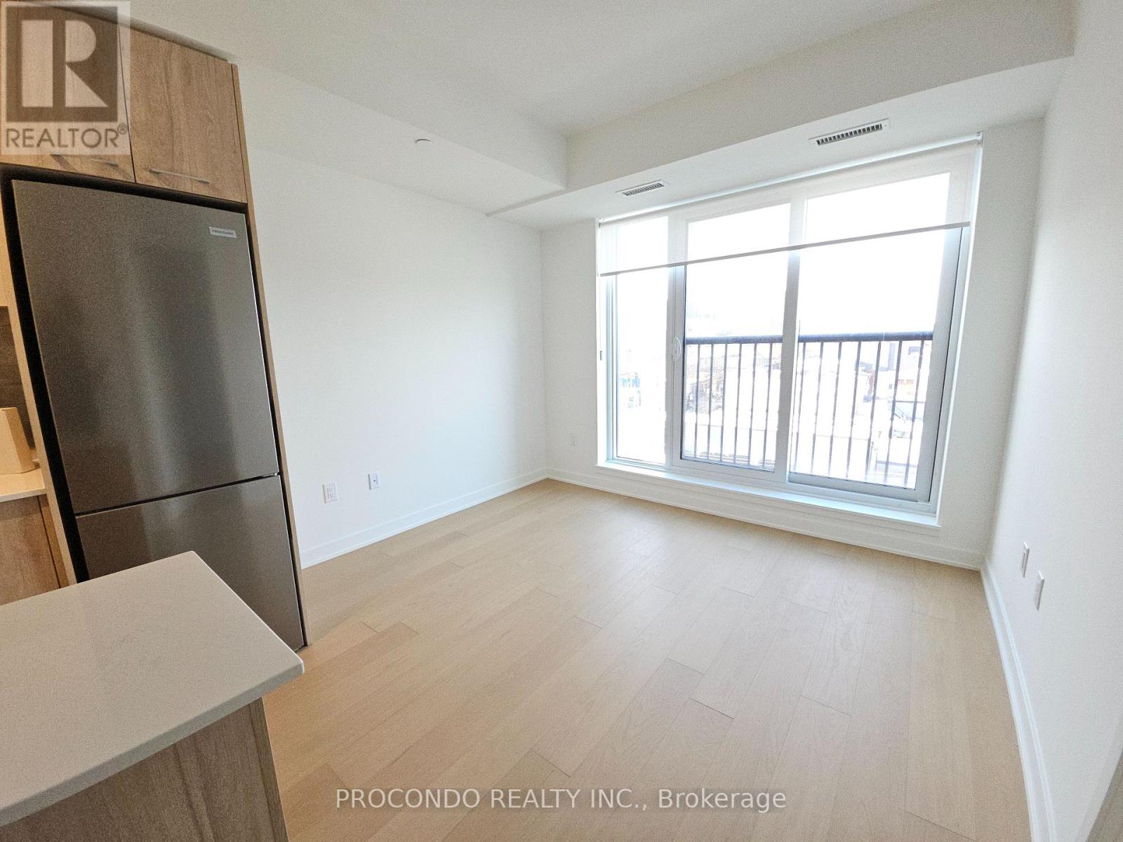 551 - 30 Dreamers Way, Toronto, Ontario  M5A 0Y7 - Photo 6 - C12789092