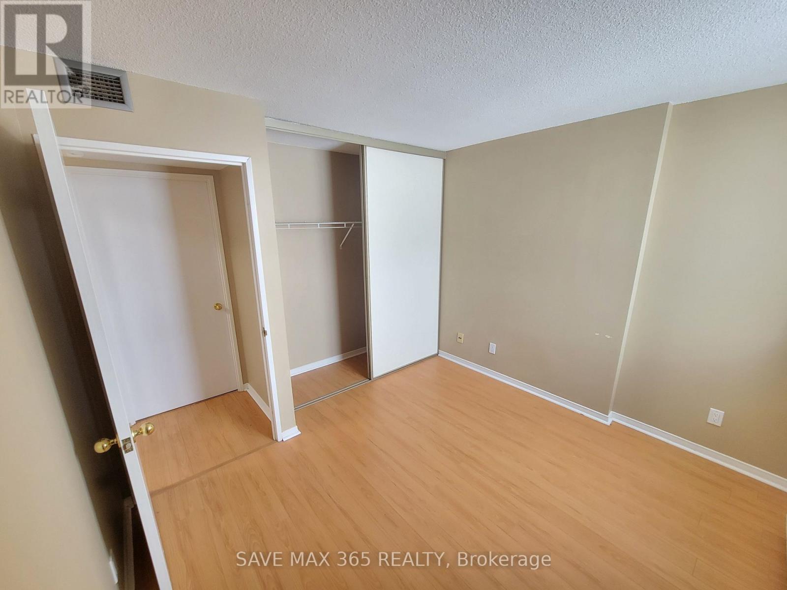 1405 - 330 Mccowan Route, Toronto, Ontario  M1J 3N3 - Photo 13 - E12789072