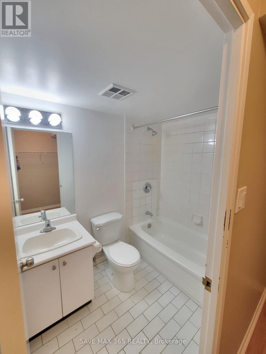 1405 - 330 Mccowan Route, Toronto, Ontario  M1J 3N3 - Photo 15 - E12789072