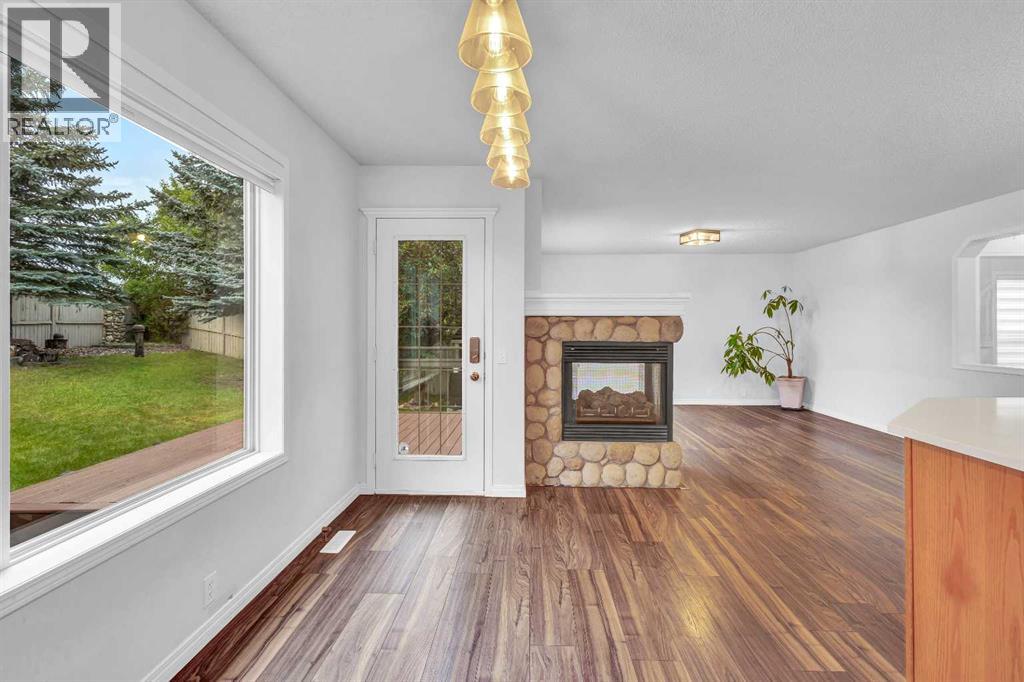 331 Springbank Place Sw, Calgary, Alberta  T3H 3S4 - Photo 9 - A2279966