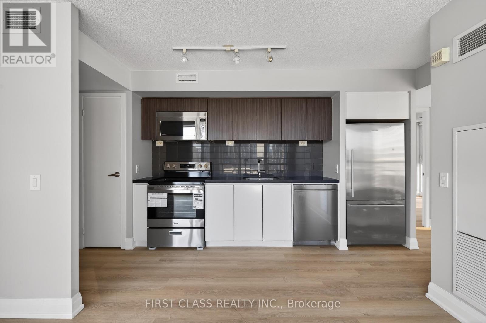 1212 - 85 Queens Wharf Road, Toronto, Ontario  M5V 0J9 - Photo 13 - C12789096