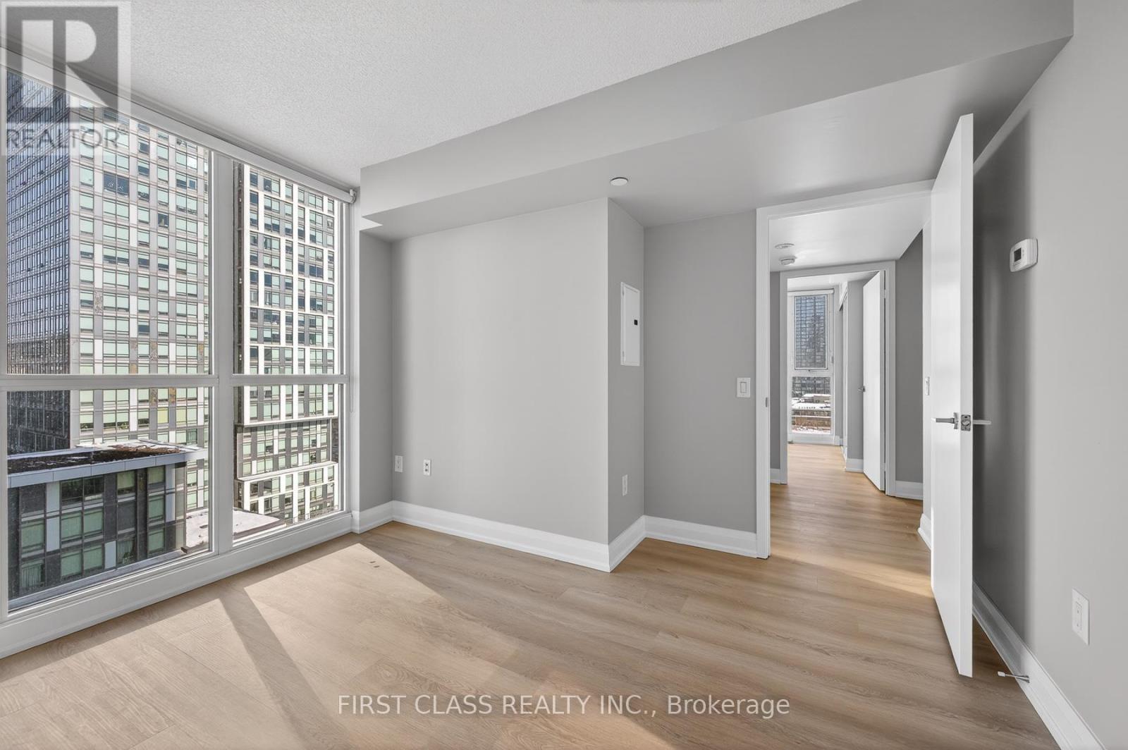 1212 - 85 Queens Wharf Road, Toronto, Ontario  M5V 0J9 - Photo 17 - C12789096