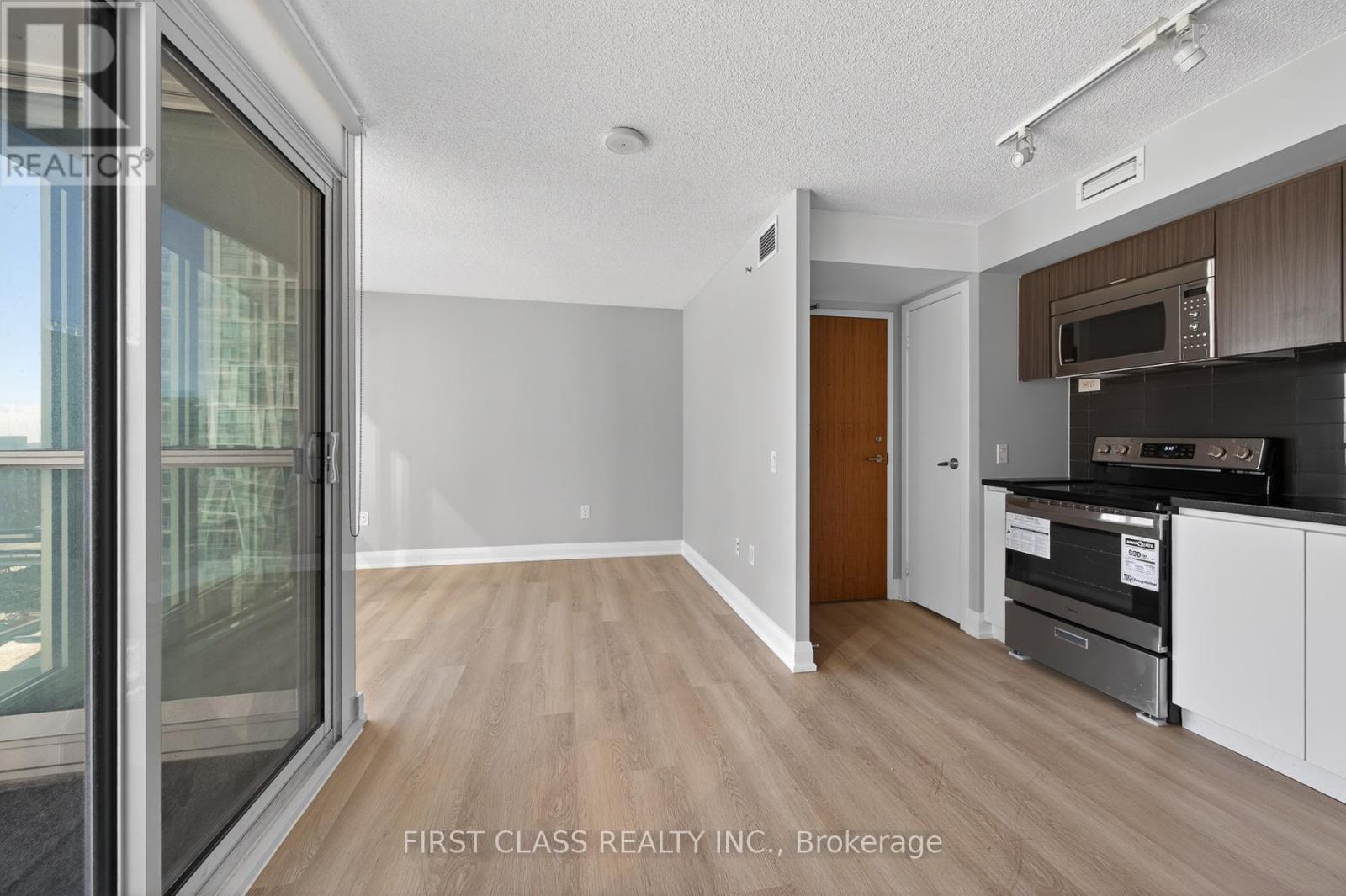 1212 - 85 Queens Wharf Road, Toronto, Ontario  M5V 0J9 - Photo 7 - C12789096