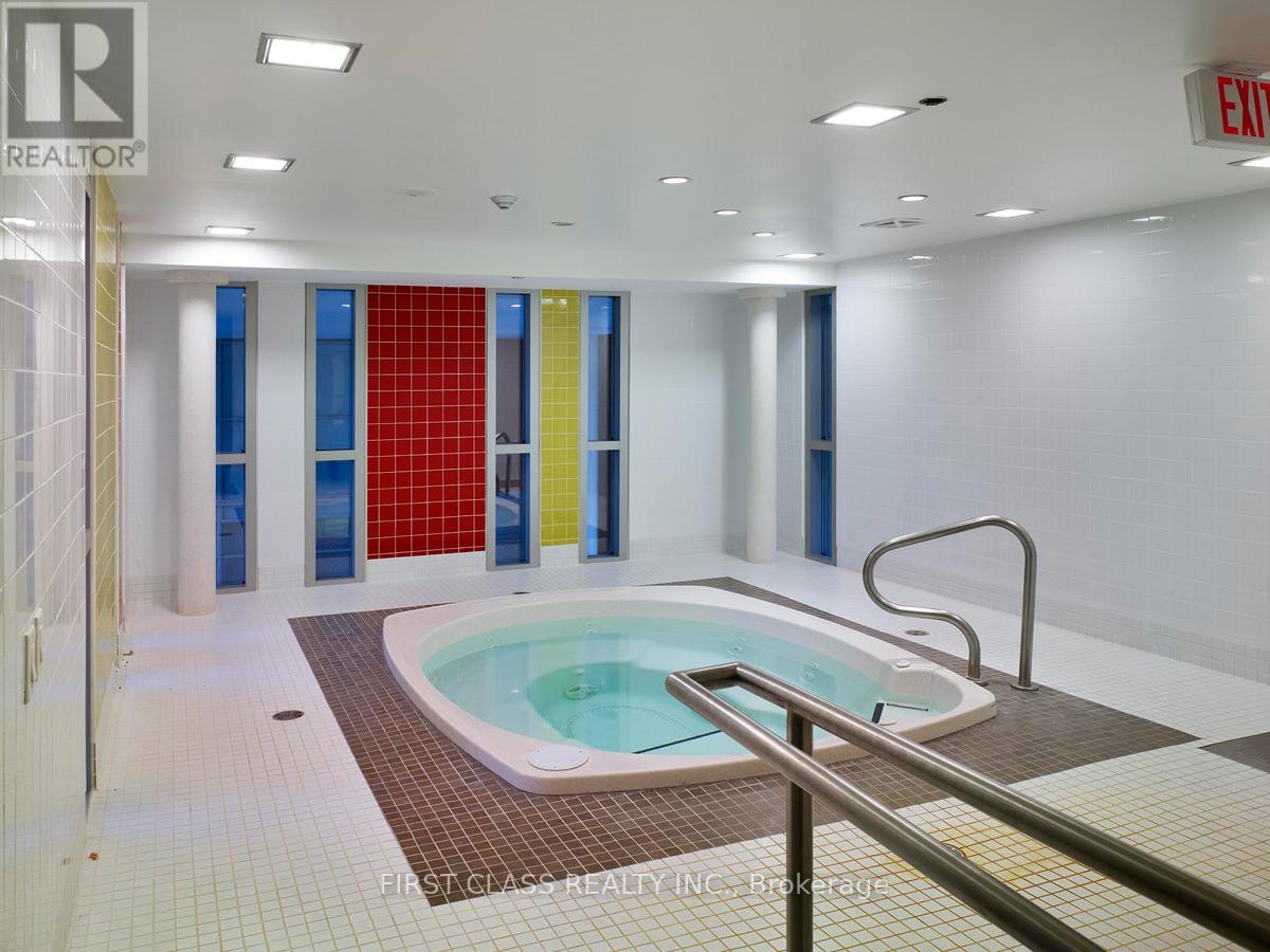 1503 - 30 Canterbury Place, Toronto, Ontario  M2N 0B9 - Photo 5 - C12789102