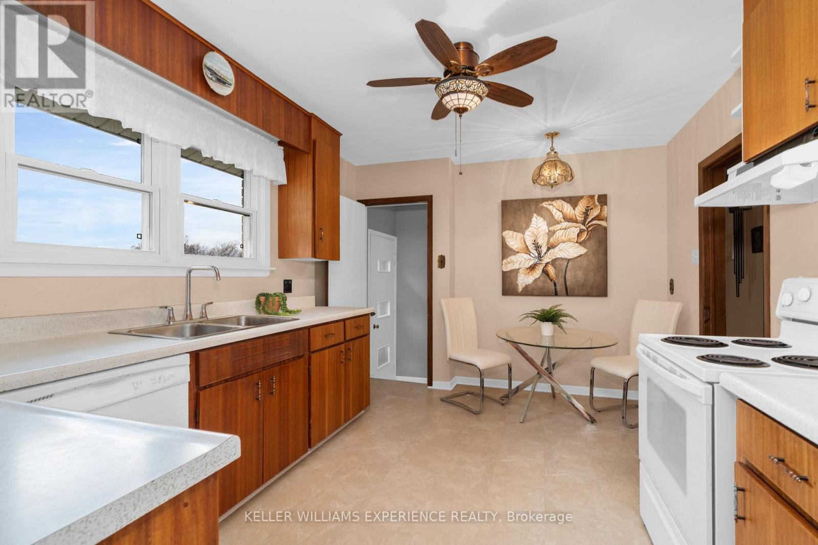 5628 County Rd 27 Road, Essa, Ontario  L0L 1L0 - Photo 11 - N12789100