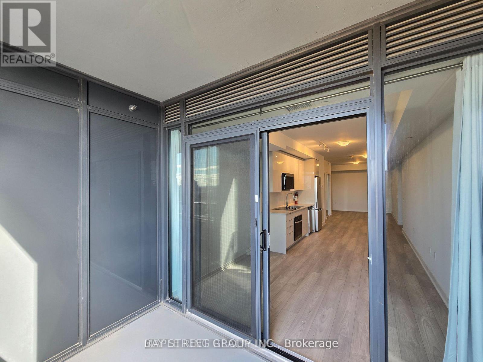 1813 - 2920 Highway 7, Vaughan, Ontario  L4K 0H8 - Photo 5 - N12789116