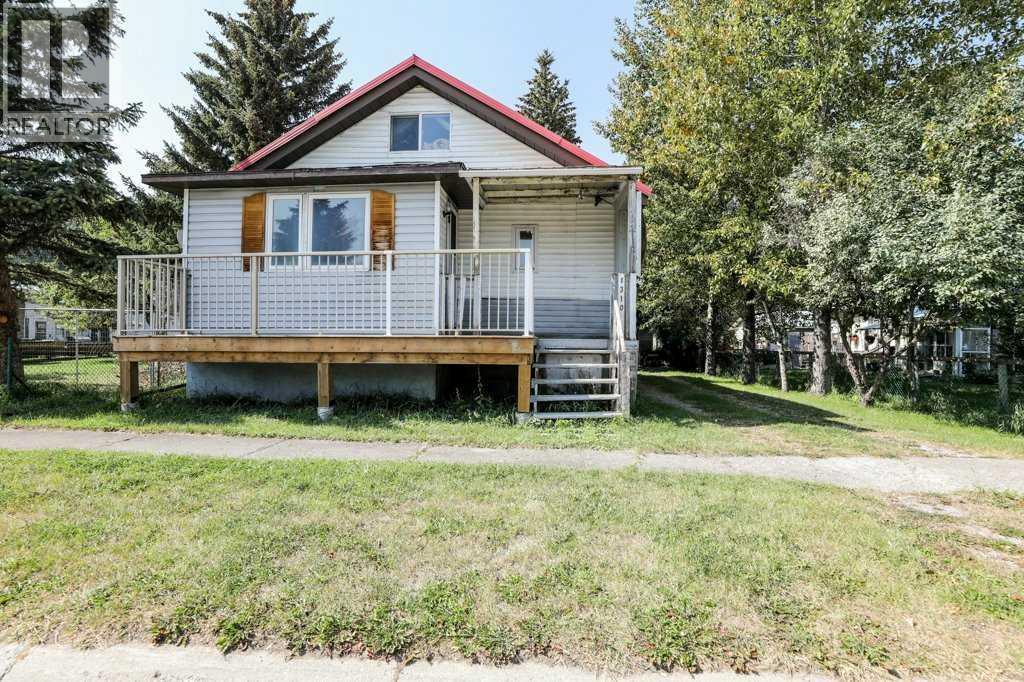 1310 83 Street, Coleman, Alberta  T0K 0M0 - Photo 1 - A2286478