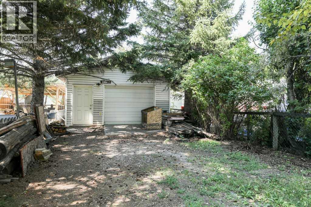 1310 83 Street, Coleman, Alberta  T0K 0M0 - Photo 24 - A2286478