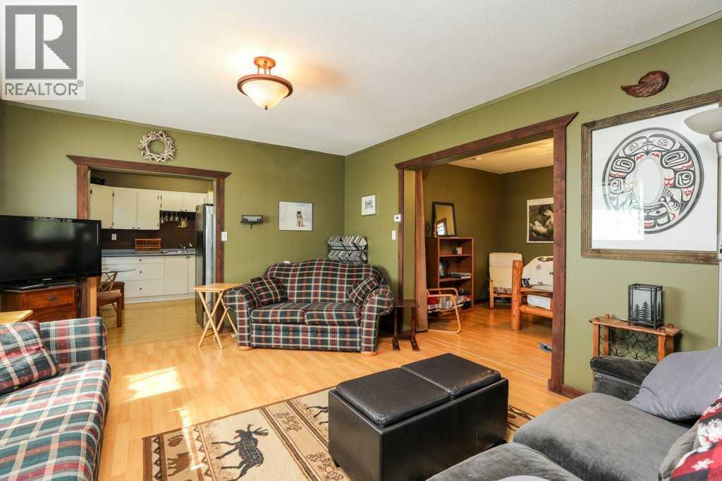 1310 83 Street, Coleman, Alberta  T0K 0M0 - Photo 4 - A2286478