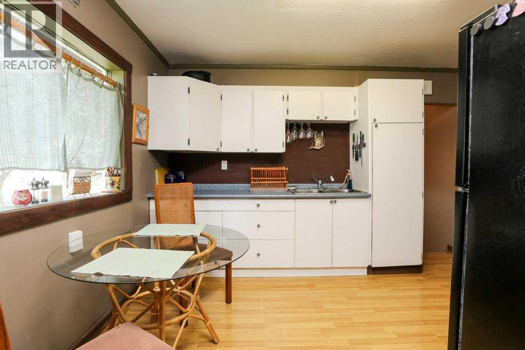 1310 83 Street, Coleman, Alberta  T0K 0M0 - Photo 5 - A2286478