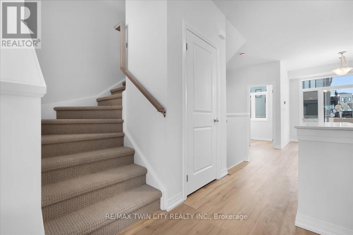 85 - 155 Equestrian Way, Cambridge, Ontario  N3E 0E7 - Photo 16 - X12789124