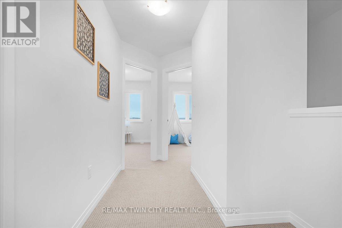 85 - 155 Equestrian Way, Cambridge, Ontario  N3E 0E7 - Photo 25 - X12789124