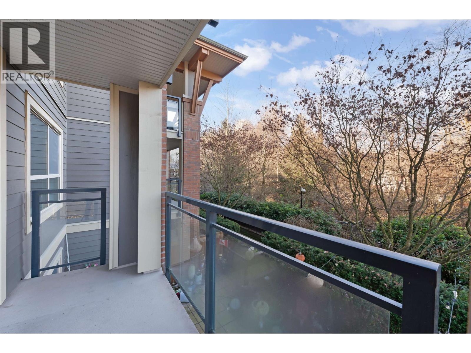 Listing Picture 21 of 22 : 205 7131 STRIDE AVENUE, Burnaby / 本拿比 - 魯藝地產 Yvonne Lu Group - MLS Medallion Club Member