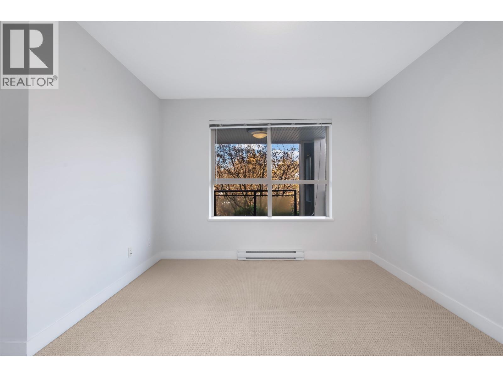 Listing Picture 18 of 22 : 205 7131 STRIDE AVENUE, Burnaby / 本拿比 - 魯藝地產 Yvonne Lu Group - MLS Medallion Club Member