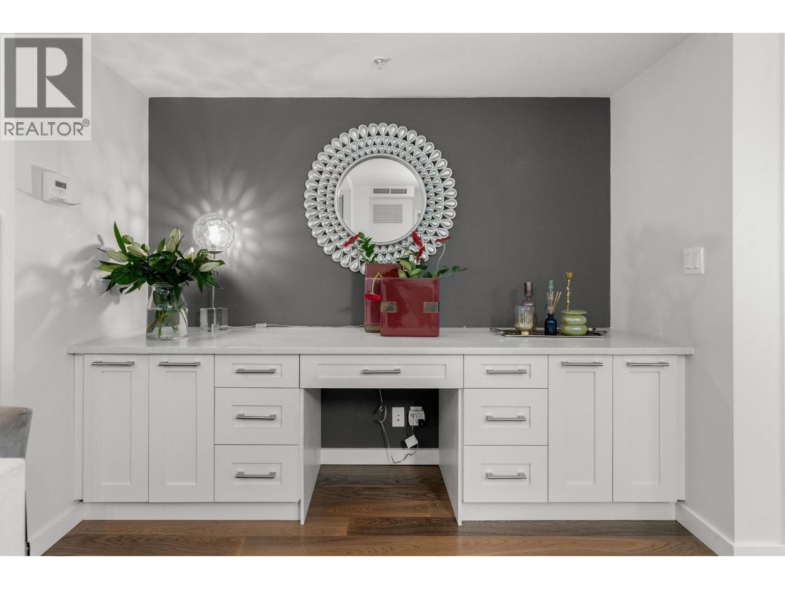 Listing Picture 21 of 40 : 903 8 SMITHE MEWS, Vancouver / 溫哥華 - 魯藝地產 Yvonne Lu Group - MLS Medallion Club Member