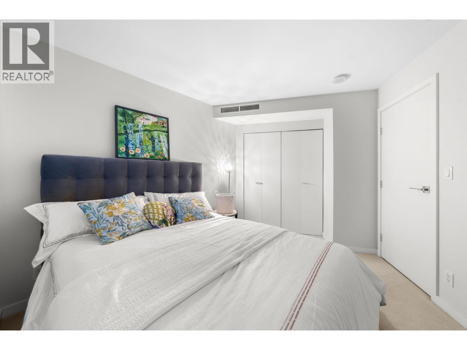 Listing Picture 32 of 40 : 903 8 SMITHE MEWS, Vancouver / 溫哥華 - 魯藝地產 Yvonne Lu Group - MLS Medallion Club Member