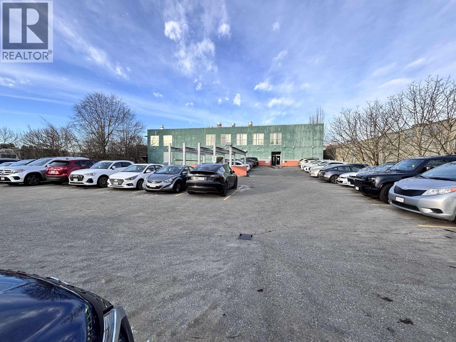 Listing Picture 5 of 10 : 1063 8700 MCKIM WAY, Richmond / 烈治文 - 魯藝地產 Yvonne Lu Group - MLS Medallion Club Member