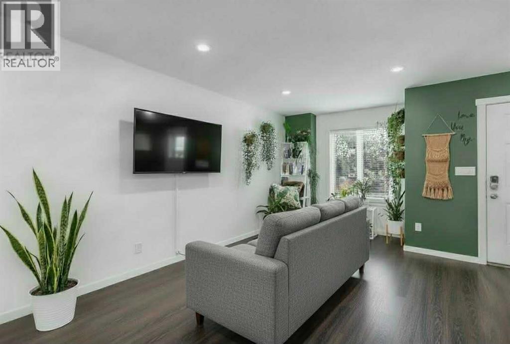 1307, 2400 Ravenswood View Se, Airdrie, Alberta  T4A 0V7 - Photo 3 - A2277331