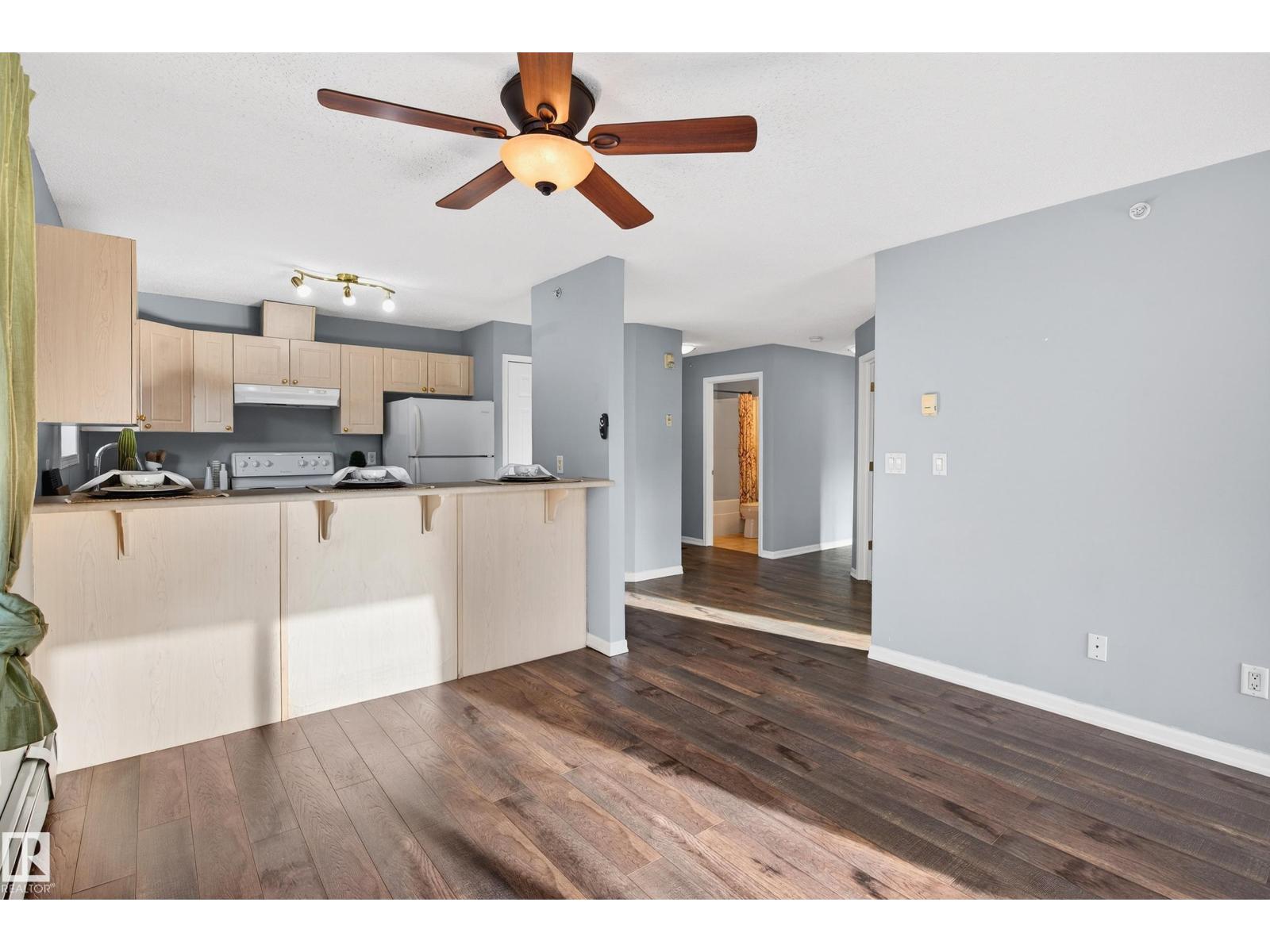 #418 10403 98 AV NW, Edmonton, Alberta