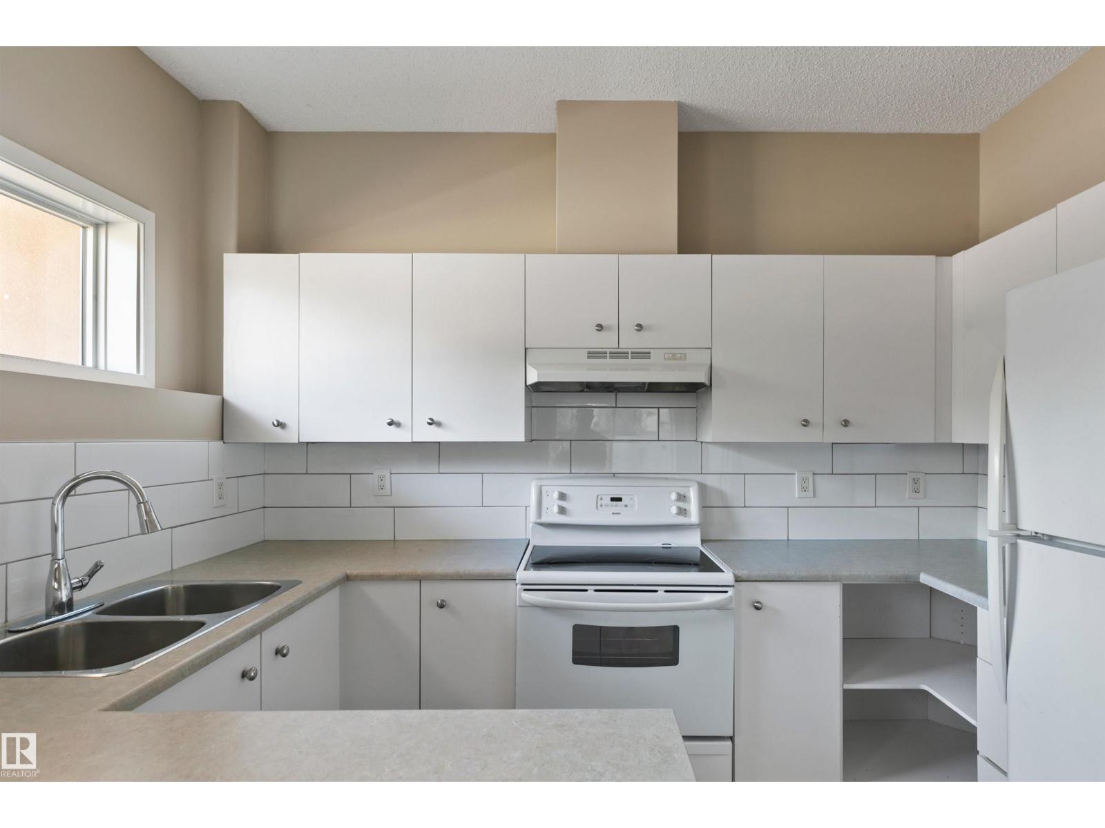 #104 10905 109 St Nw, Edmonton, Alberta  T5H 3C2 - Photo 4 - E4461182