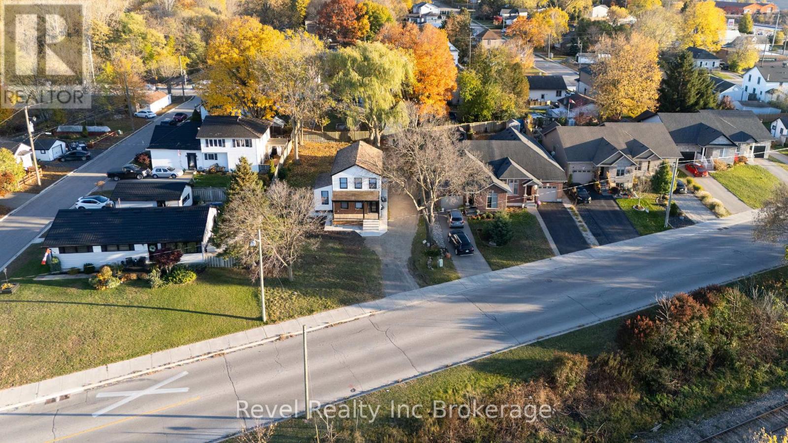 241 Charles Street W, Ingersoll, Ontario  N5C 2M5 - Photo 30 - X12789150