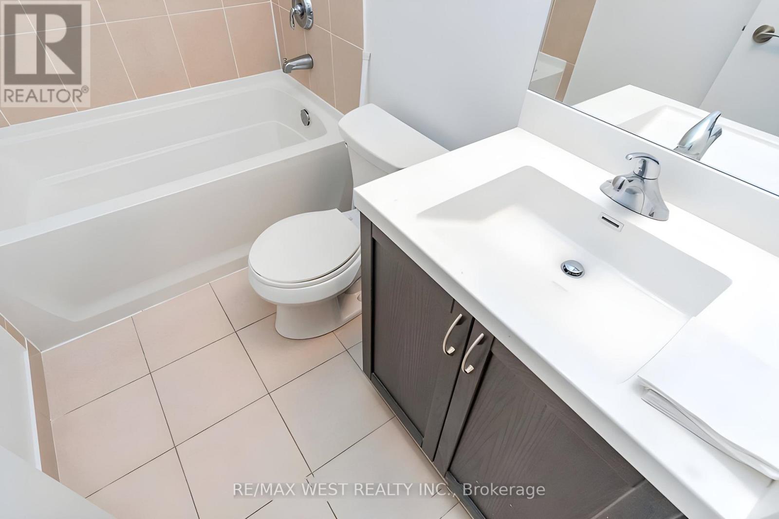 825 - 830 Lawrence Avenue W, Toronto, Ontario  M6A 1C3 - Photo 14 - W12787936