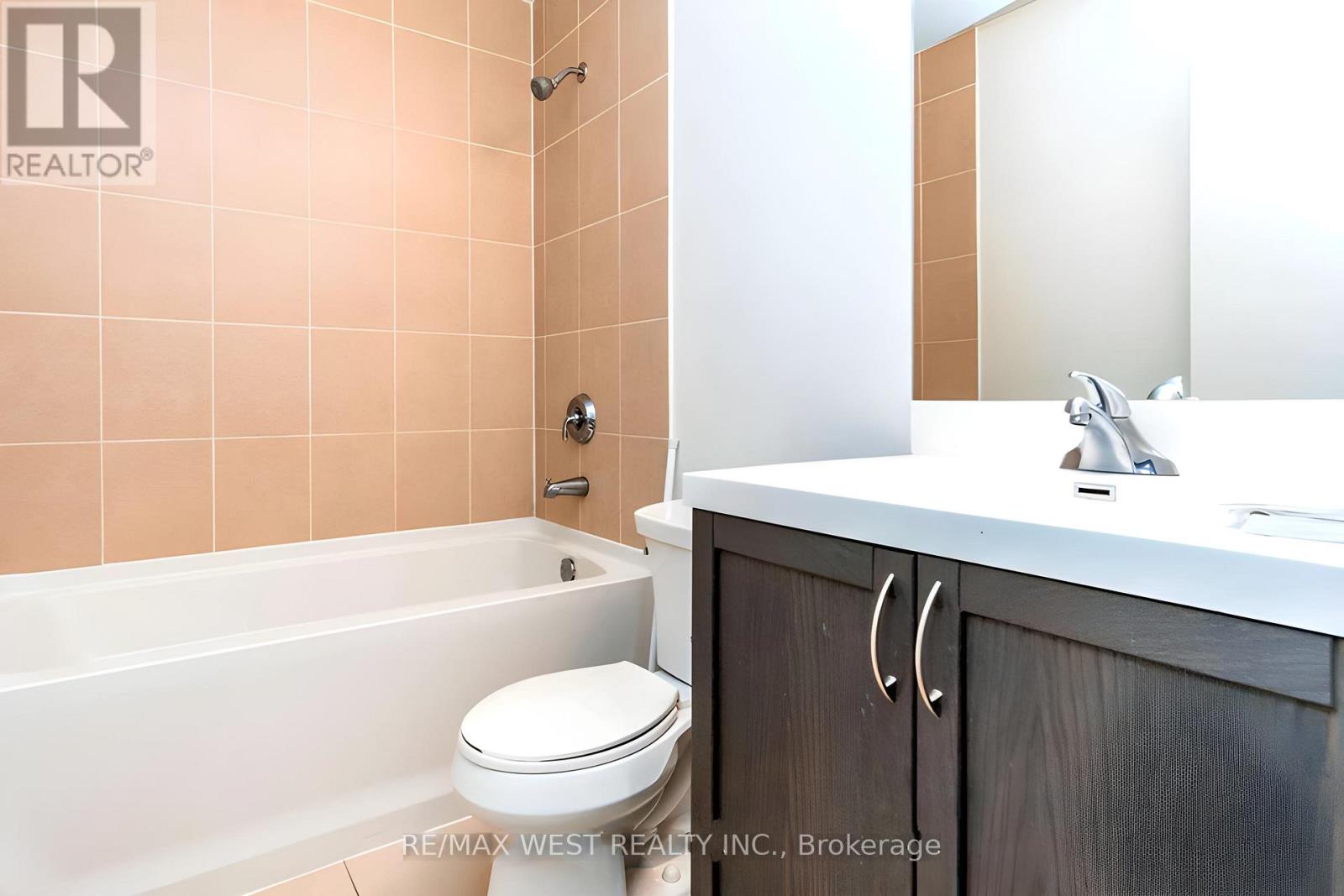 825 - 830 Lawrence Avenue W, Toronto, Ontario  M6A 1C3 - Photo 15 - W12787936
