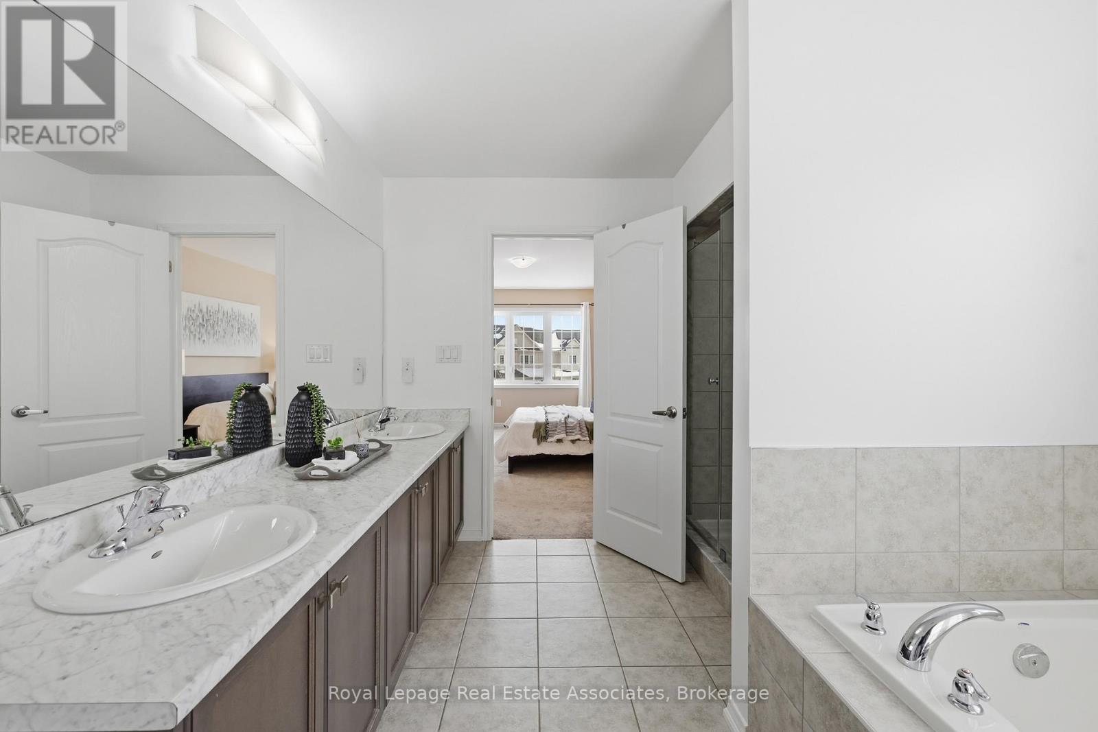 121 Esther Crescent, Thorold, Ontario  L3B 0H1 - Photo 26 - X12774208