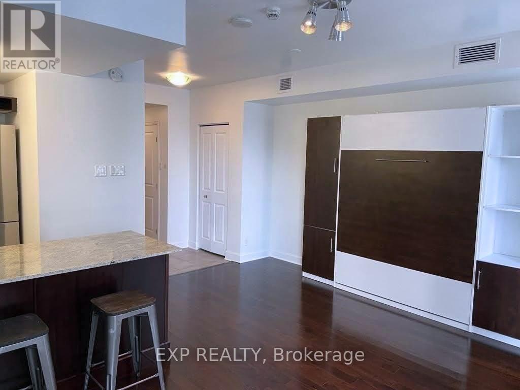 2208 - 242 Rideau Street, Ottawa, Ontario  K1N 0B7 - Photo 13 - X12789066